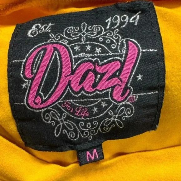 Dazl Women's Mustard Yellow Puff Sleeve Crop Top size medium - Picture 3 of 4